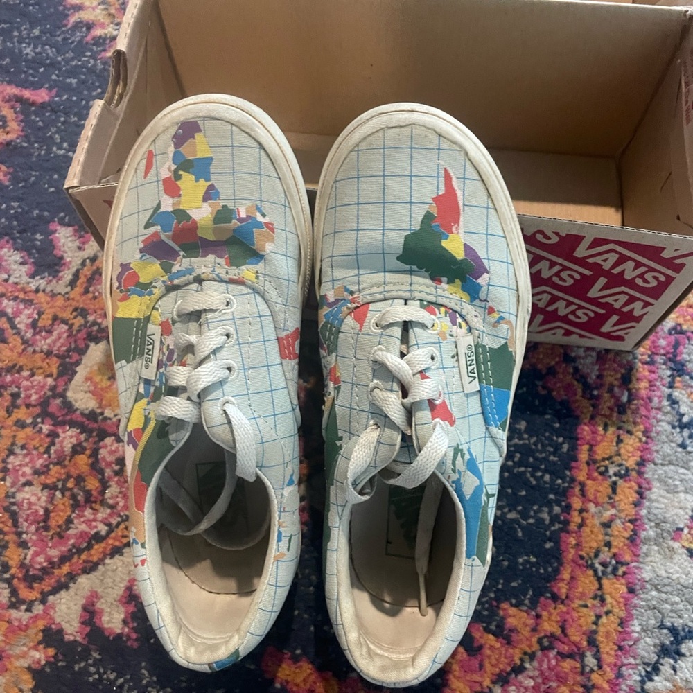 Kids Vans world pattern - Picture 2 of 5